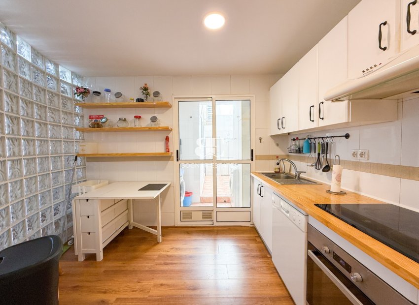 Resale - apartment -
Aguilas - Los Collados
