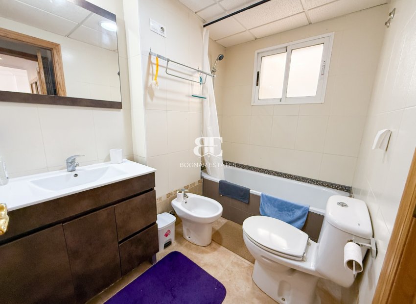 Resale - apartment -
Aguilas - Los Collados
