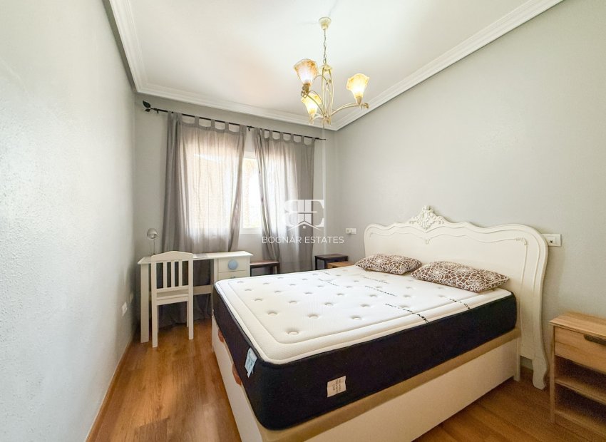 Resale - apartment -
Aguilas - Los Collados