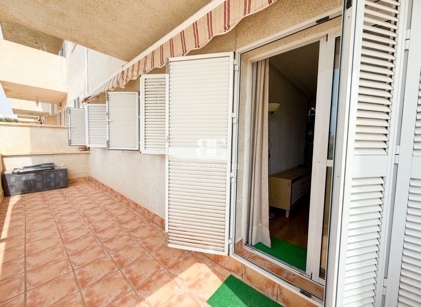 Resale - apartment -
Aguilas - Los Collados