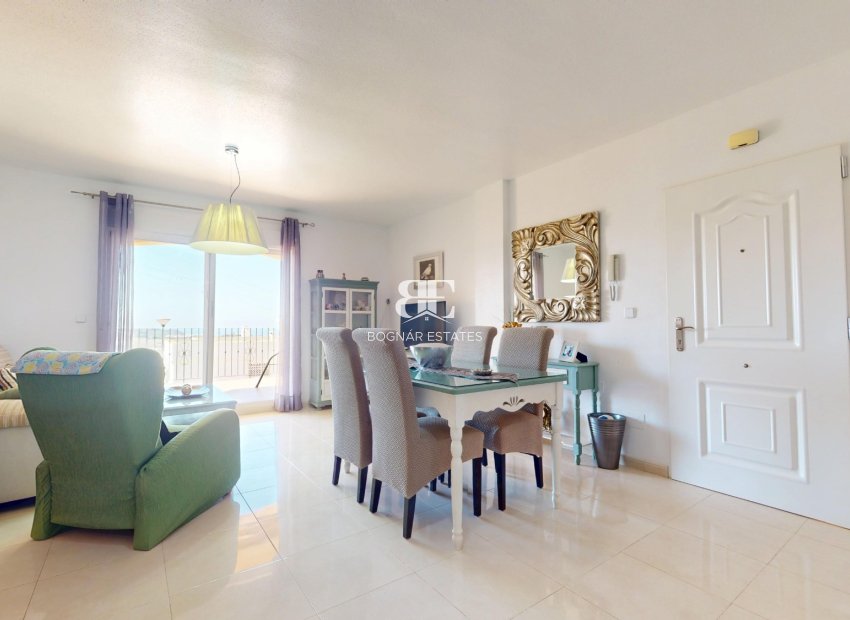 Resale - apartment -
Aguilas - Los Geraneos