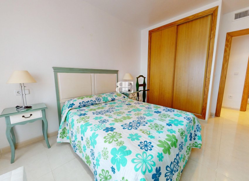 Resale - apartment -
Aguilas - Los Geraneos