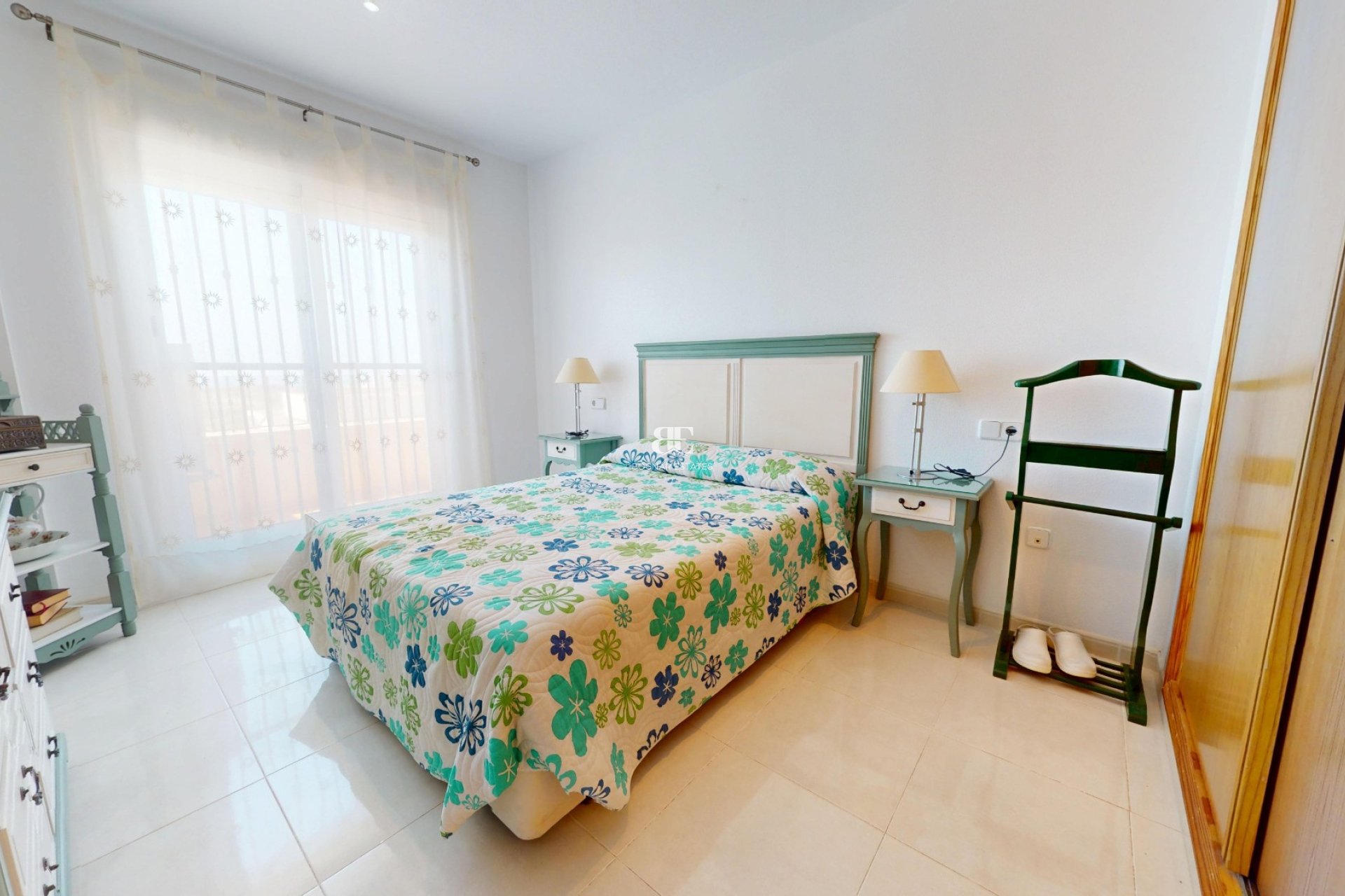 Resale - apartment -
Aguilas - Los Geraneos