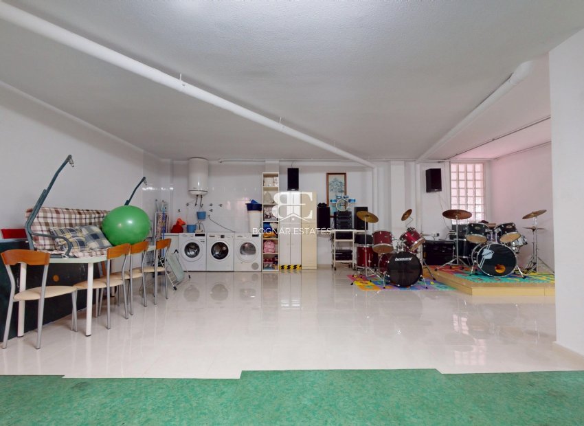 Resale - apartment -
Aguilas - Los Geraneos