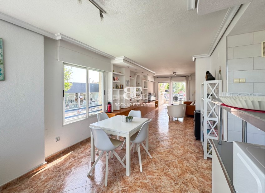 Resale - apartment -
Albir - Centro