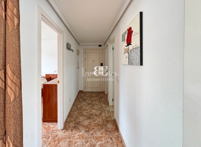 Resale - apartment -
Albir - Centro