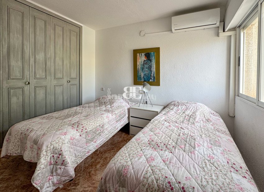 Resale - apartment -
Albir - Centro
