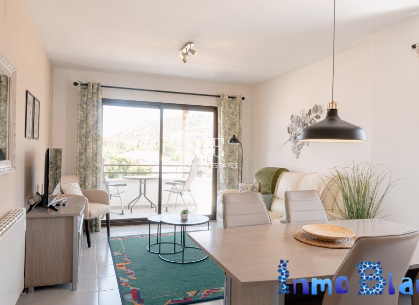 Resale - apartment -
Albir - Centro