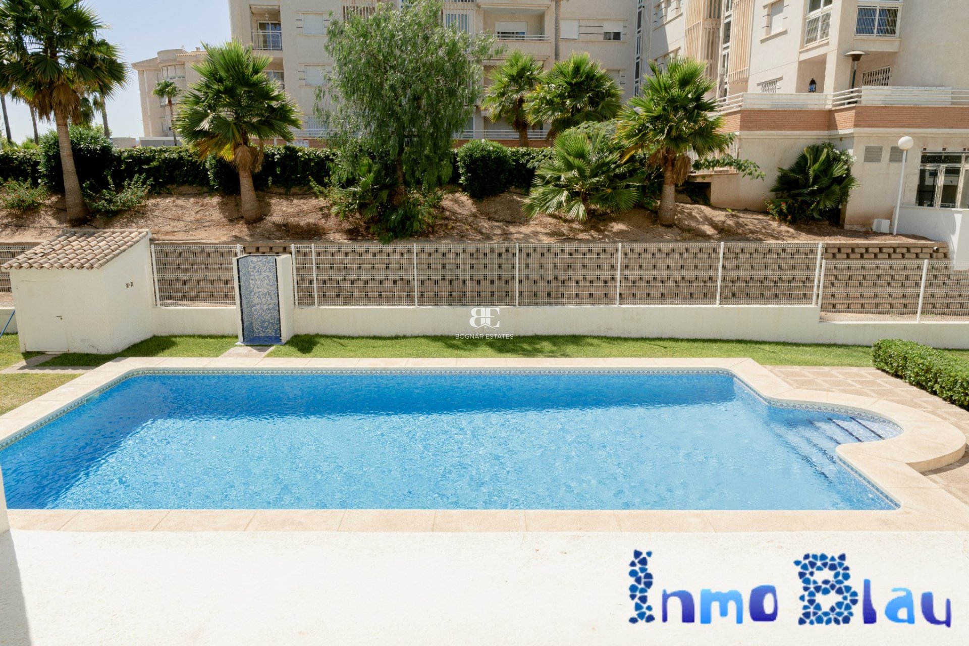 Resale - apartment -
Albir - Centro