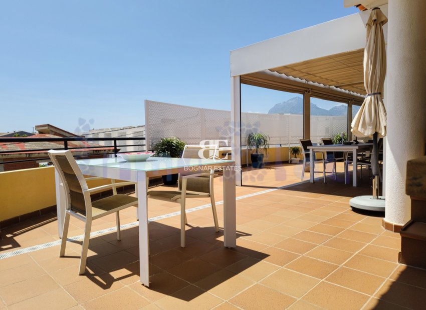 Resale - apartment -
Albir