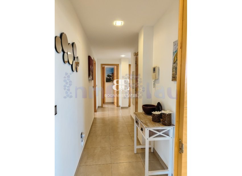 Resale - apartment -
Albir