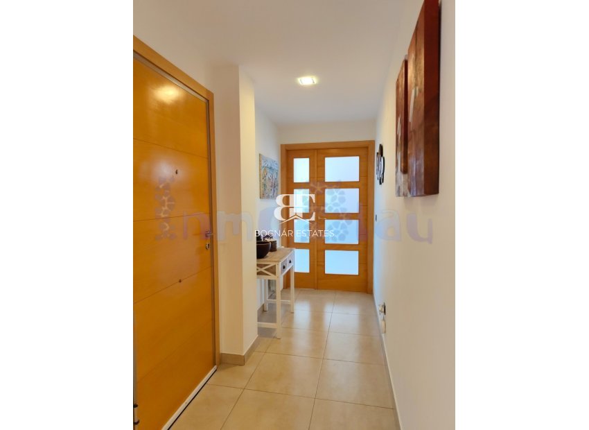Resale - apartment -
Albir
