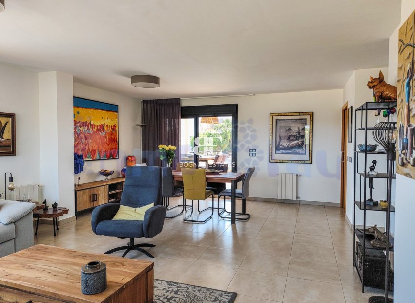 Resale - apartment -
Albir