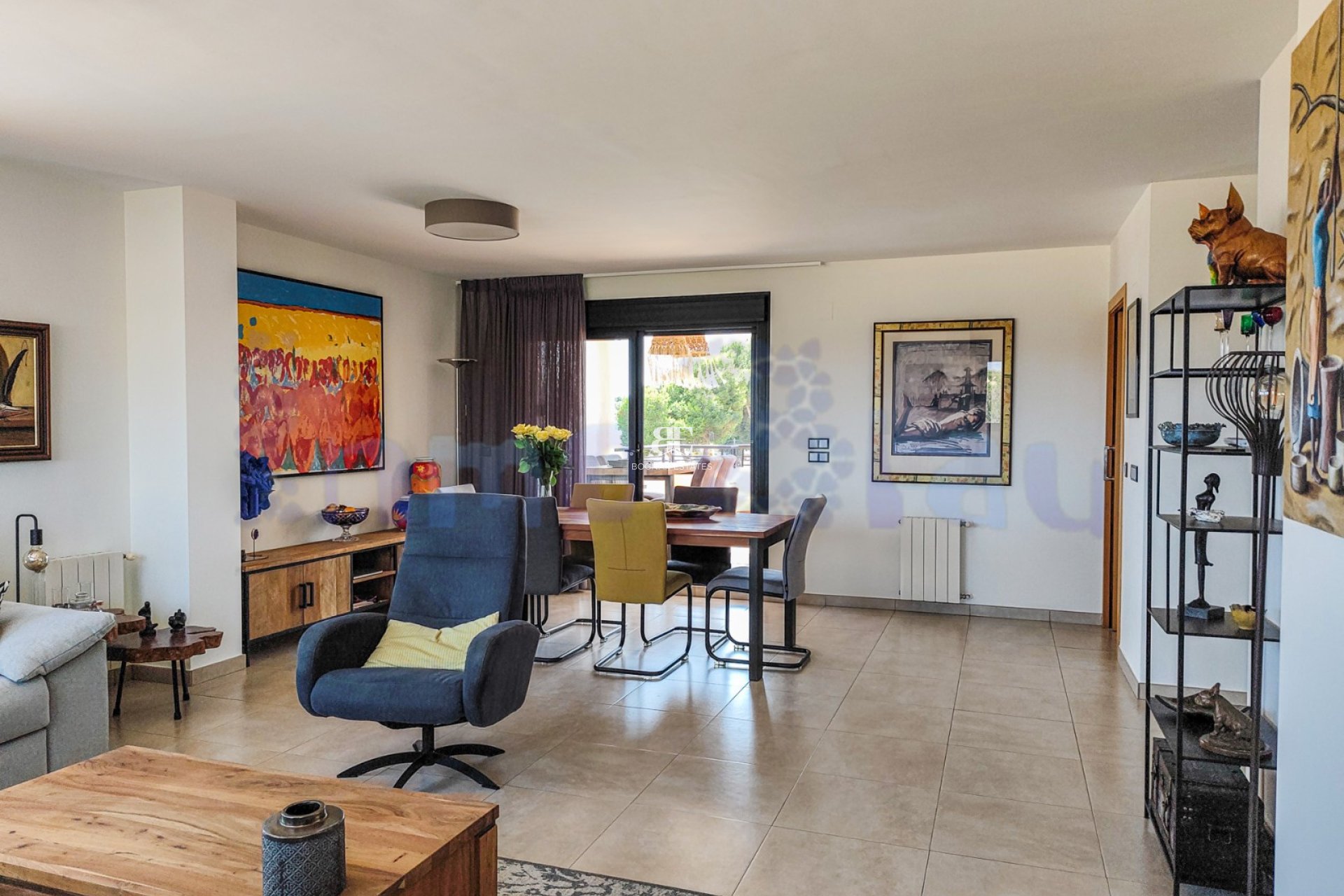 Resale - apartment -
Albir