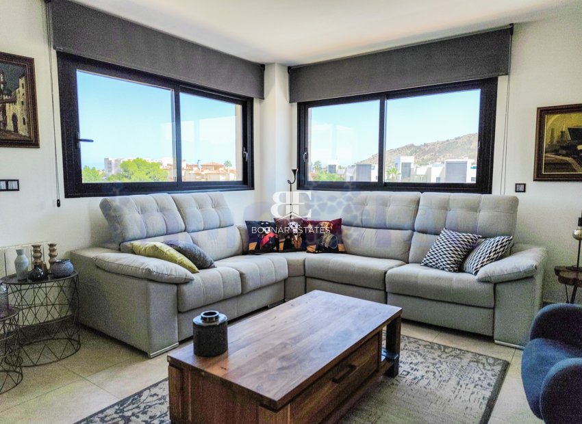 Resale - apartment -
Albir