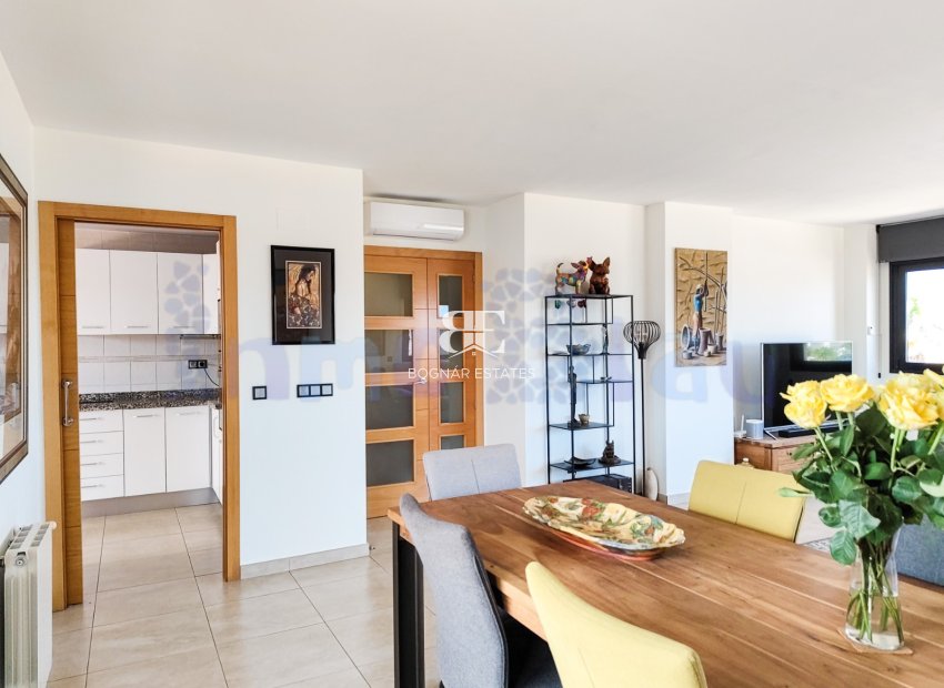 Resale - apartment -
Albir