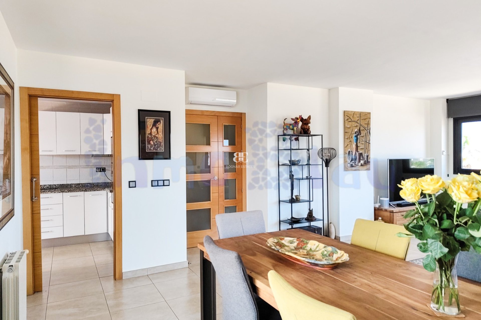 Resale - apartment -
Albir