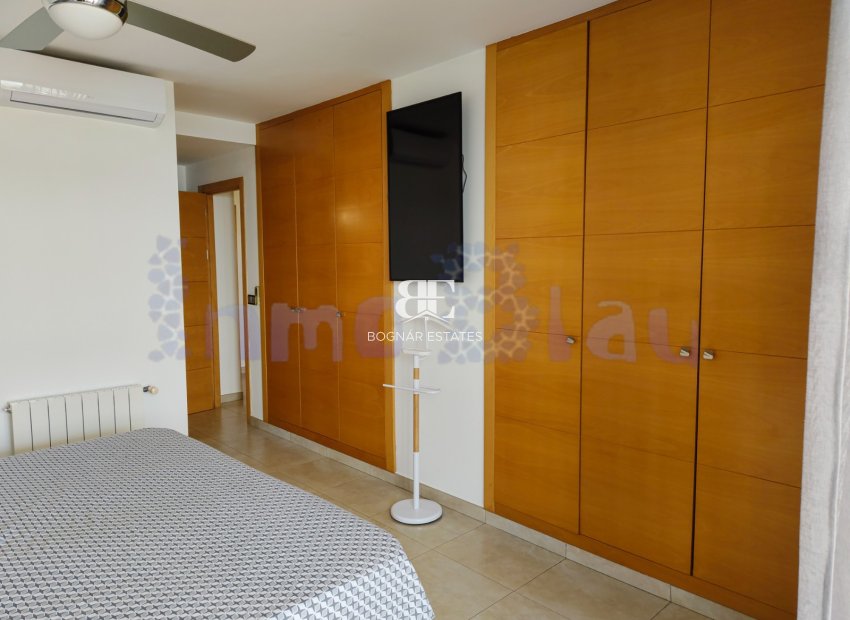 Resale - apartment -
Albir