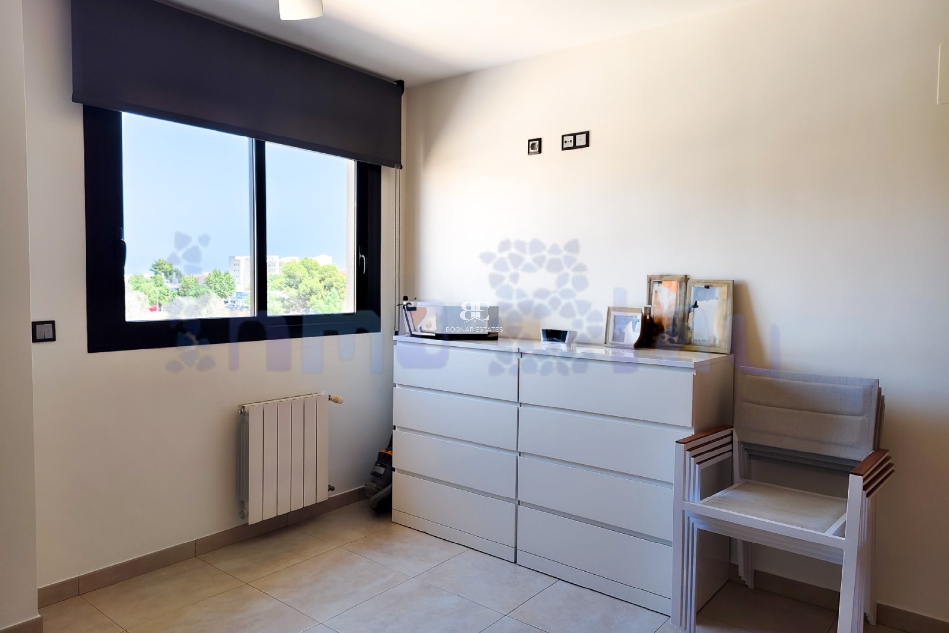 Resale - apartment -
Albir