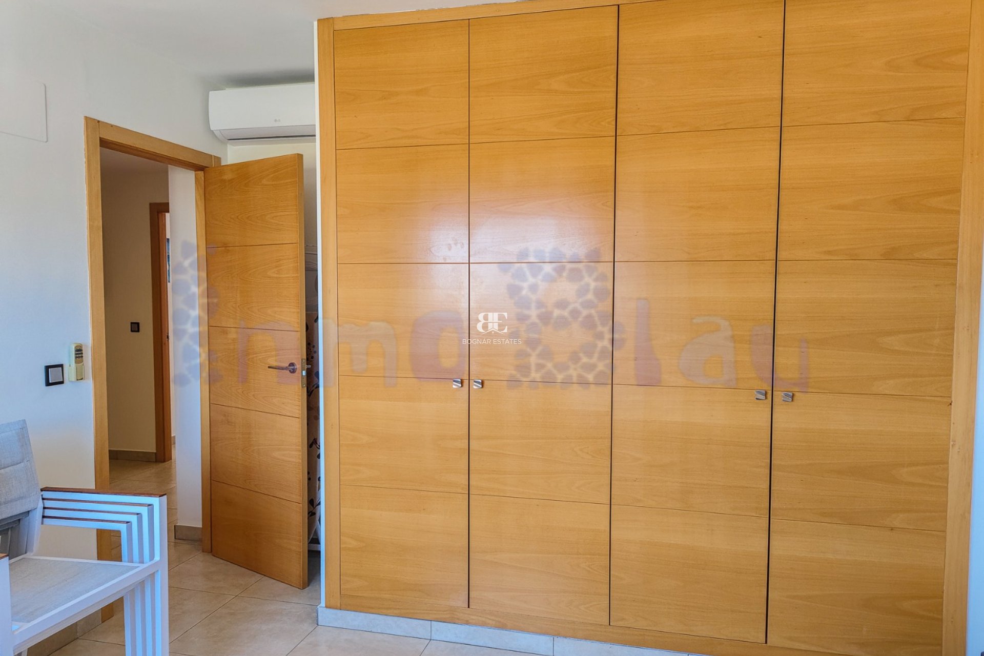 Resale - apartment -
Albir