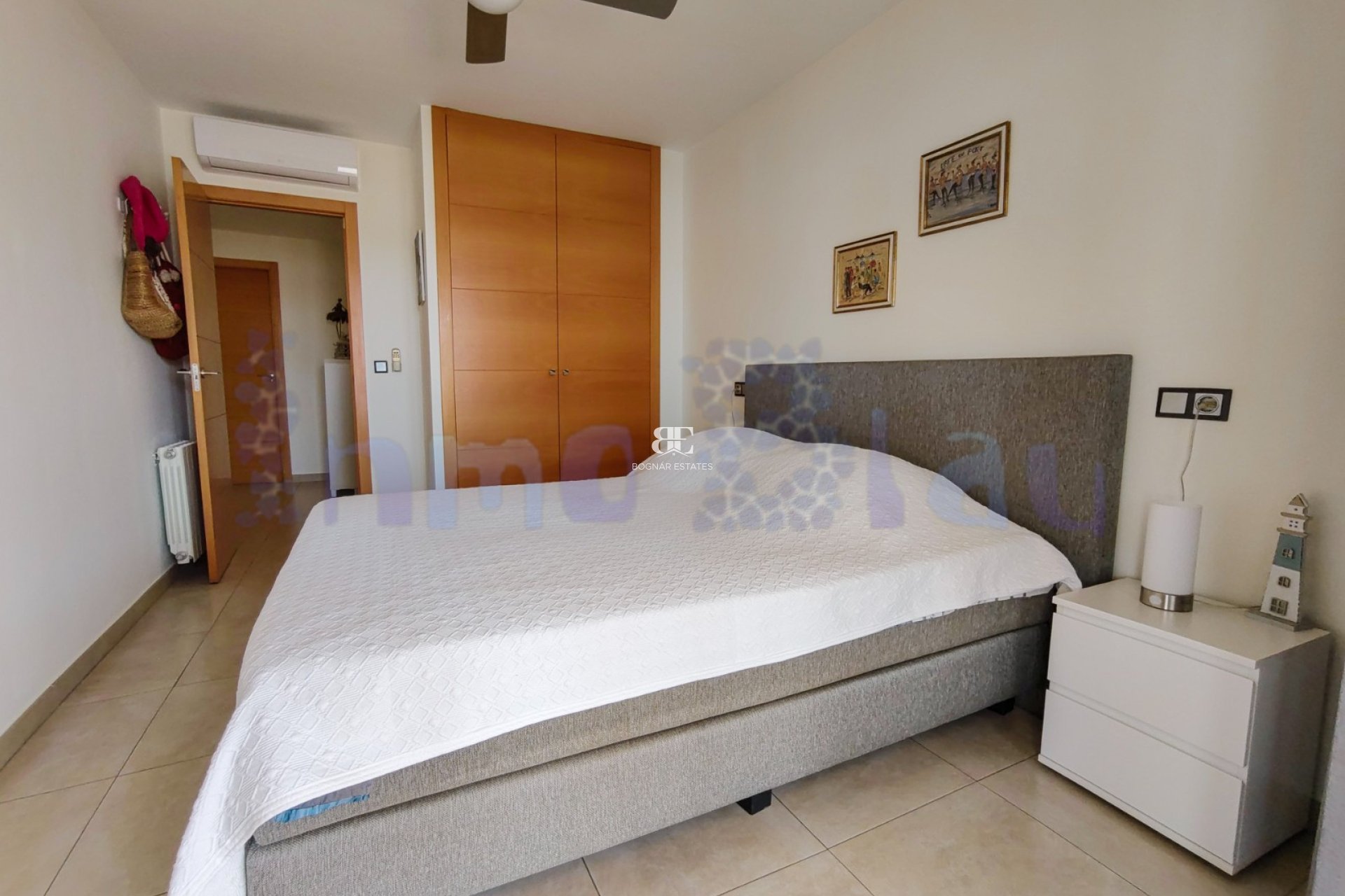 Resale - apartment -
Albir