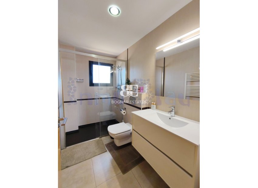 Resale - apartment -
Albir