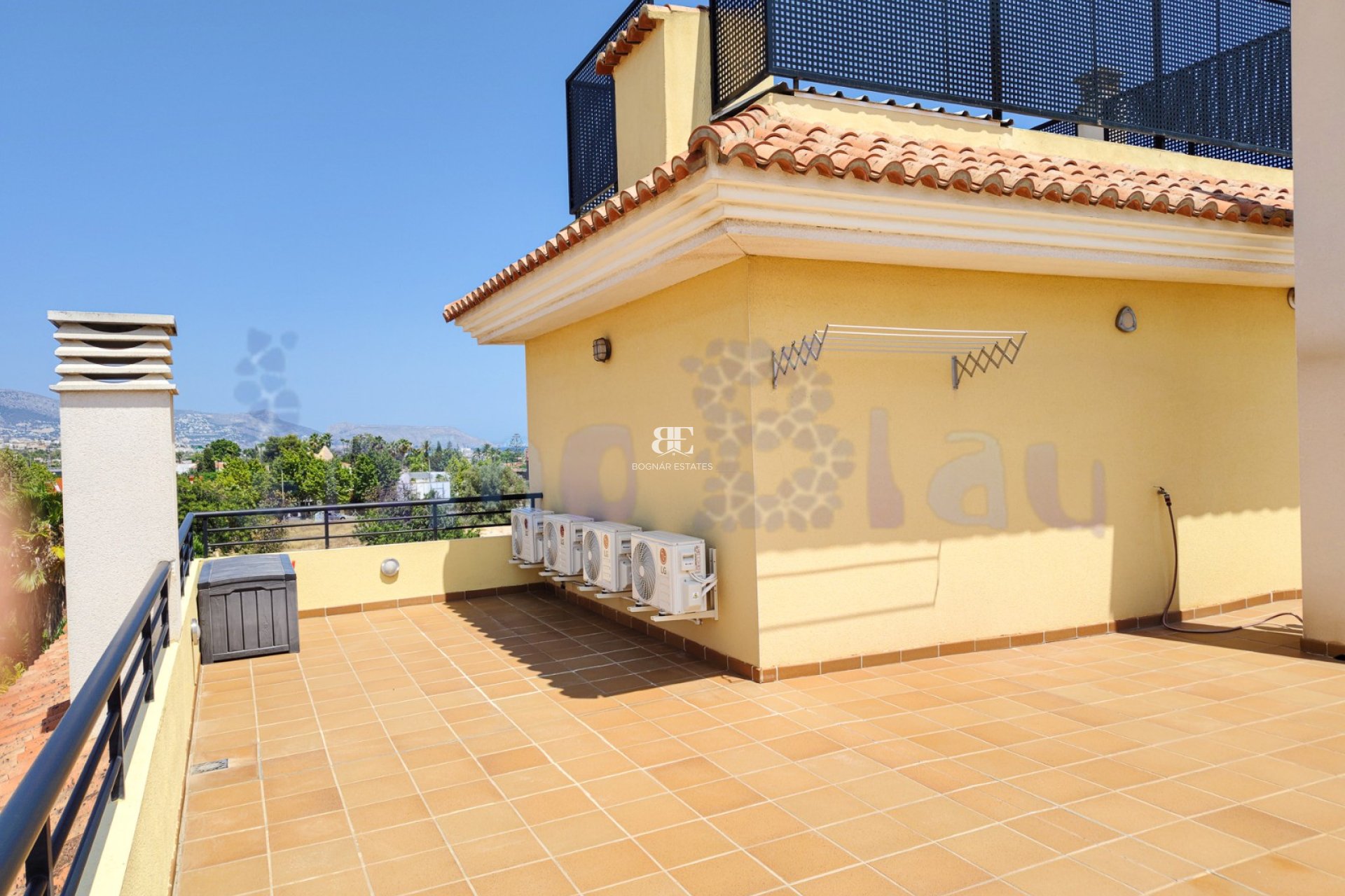 Resale - apartment -
Albir