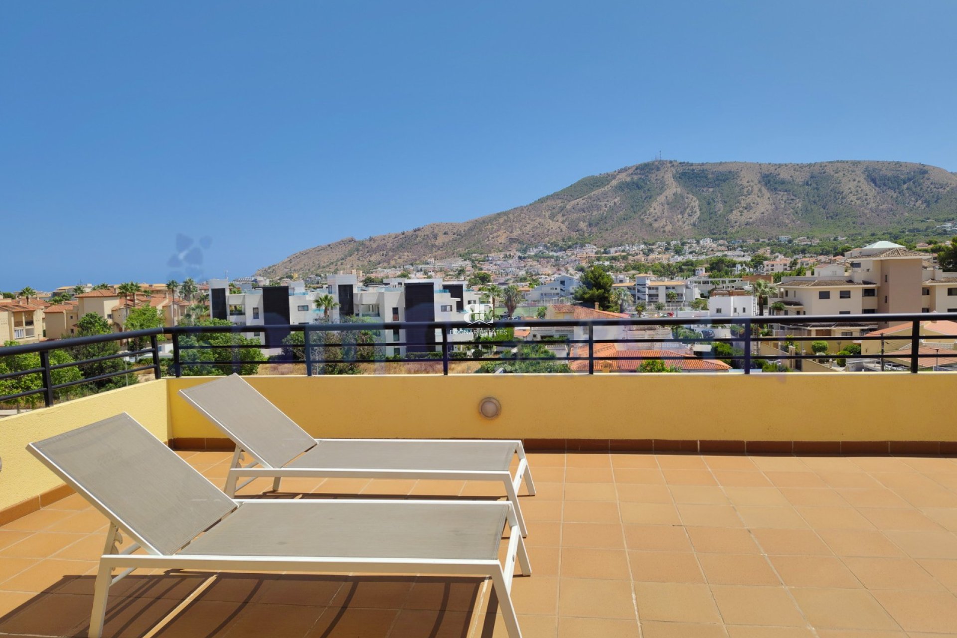 Resale - apartment -
Albir