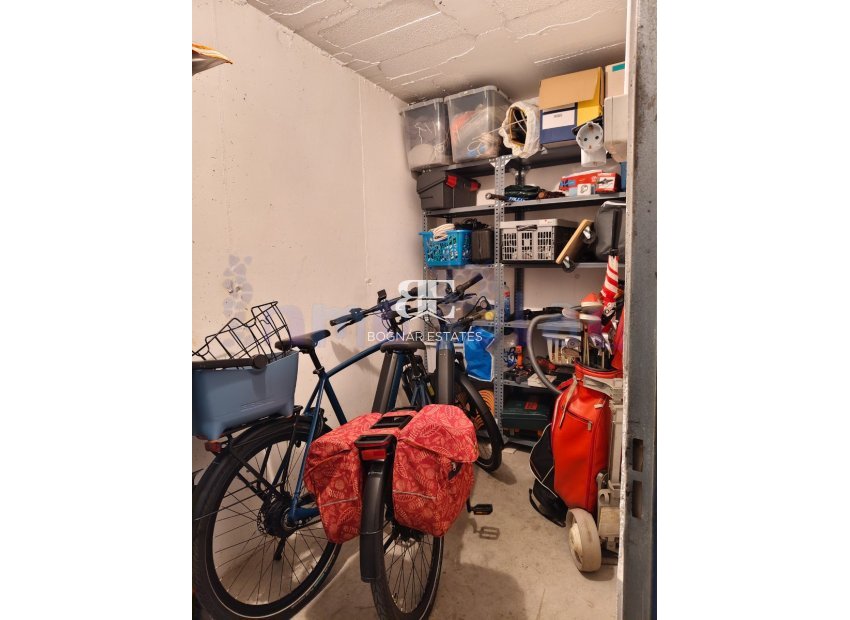 Resale - apartment -
Albir