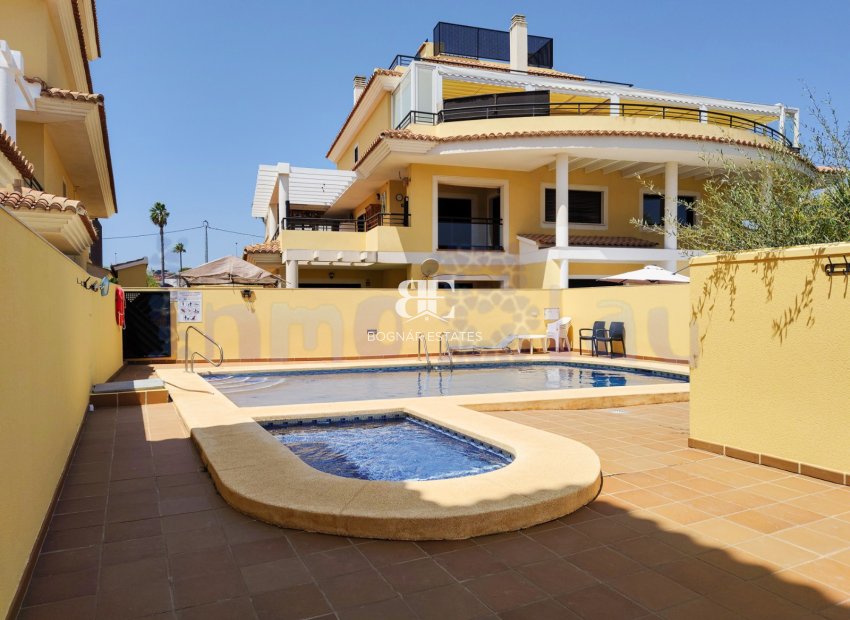 Resale - apartment -
Albir