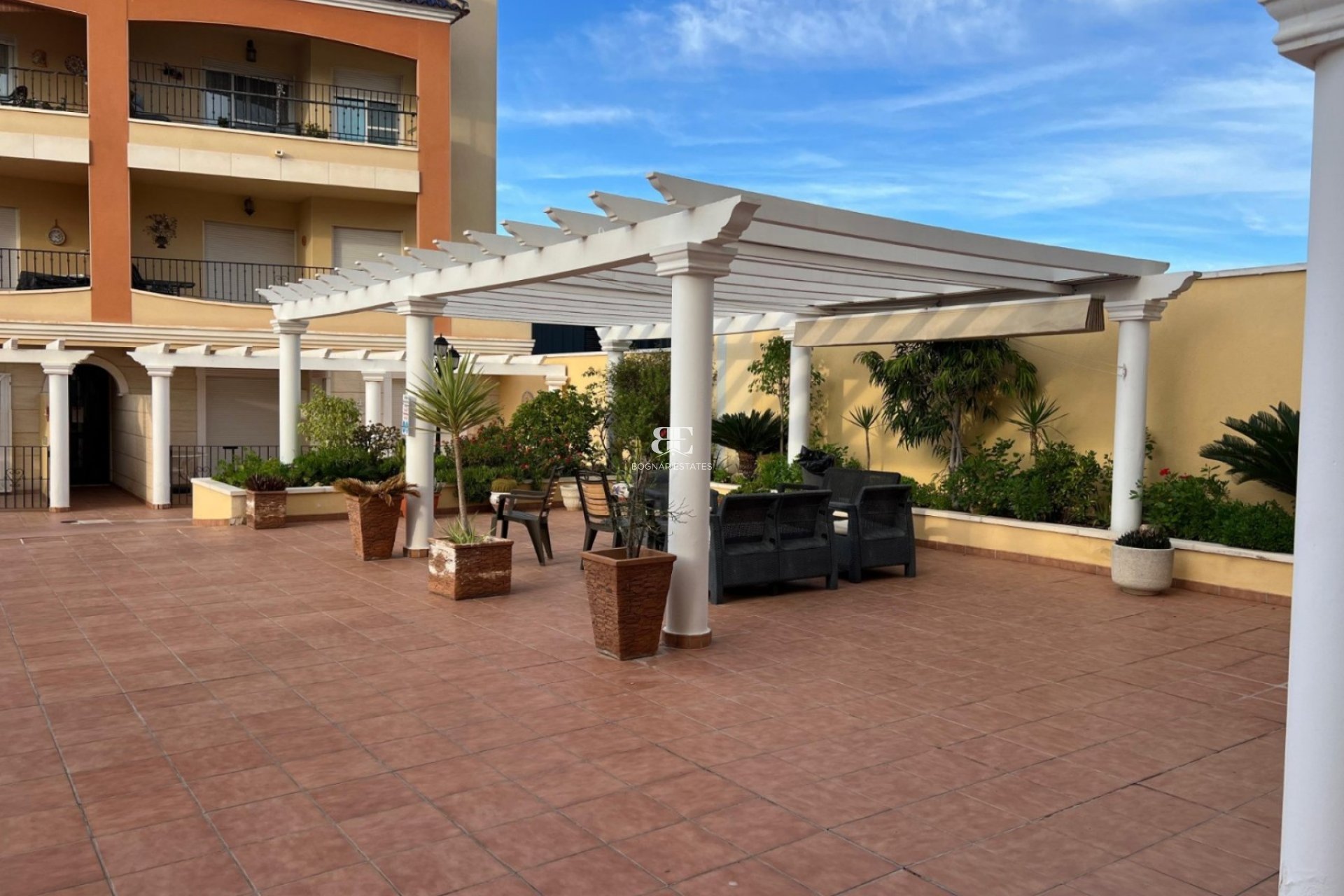 Resale - apartment -
Algorfa - Village