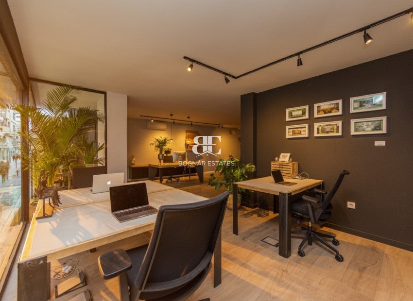 Resale - apartment -
Alicante - Alicante centro