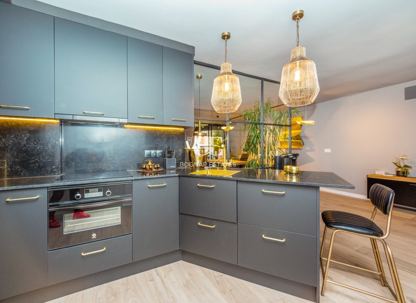 Resale - apartment -
Alicante - Alicante centro