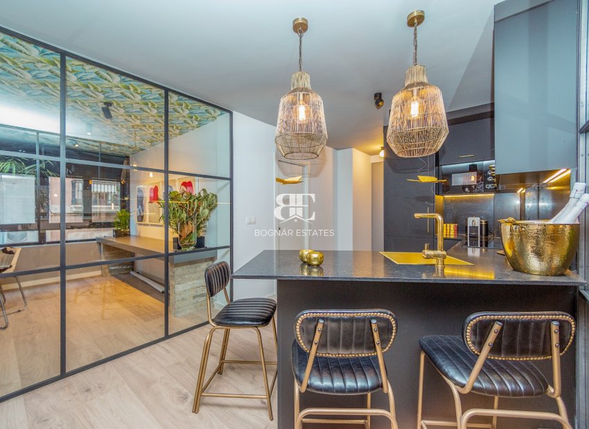 Resale - apartment -
Alicante - Alicante centro