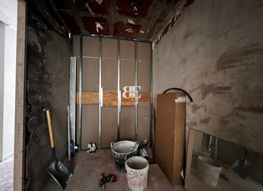 Resale - apartment -
Alicante - Benalua