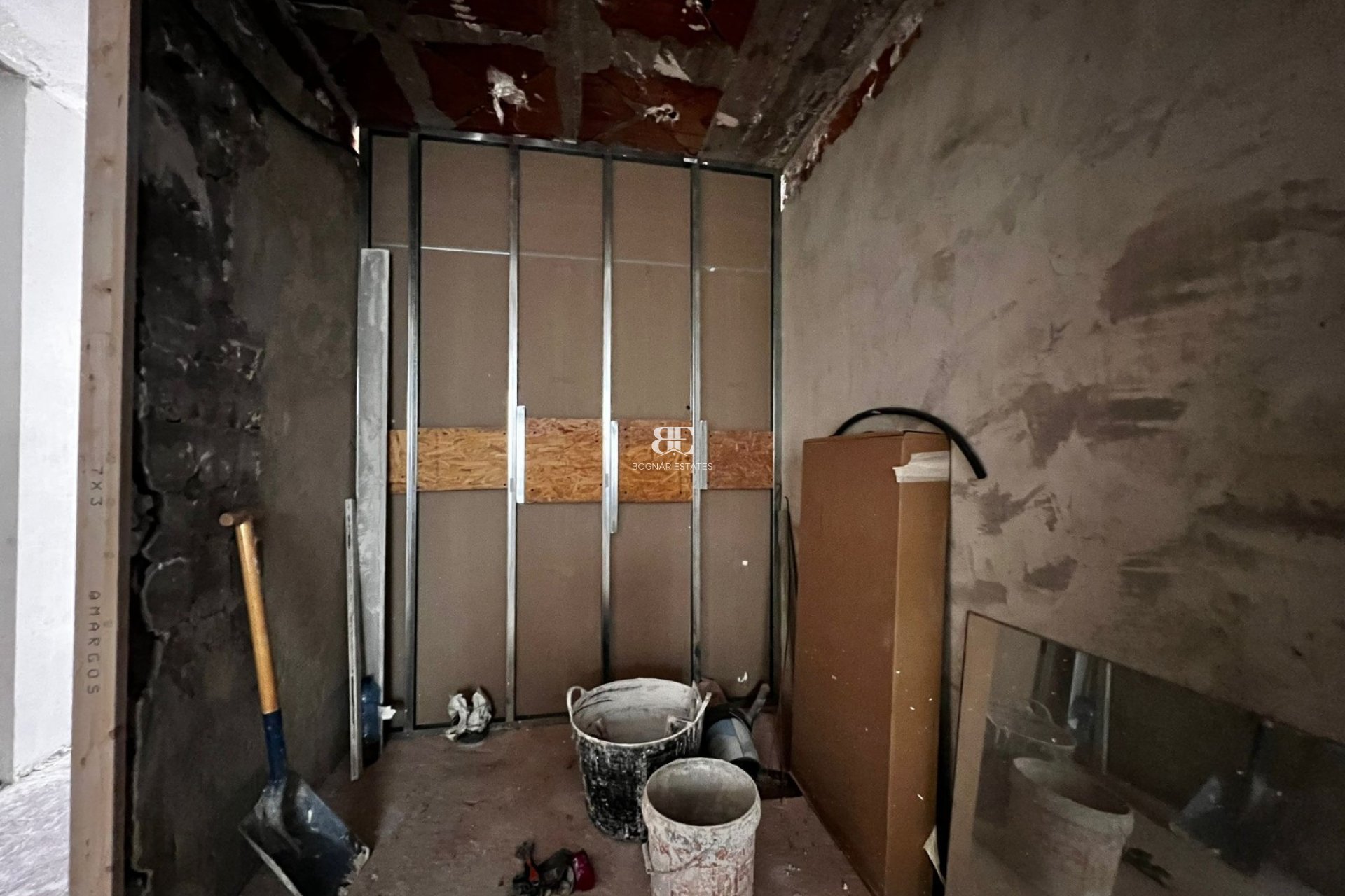 Resale - apartment -
Alicante - Benalua