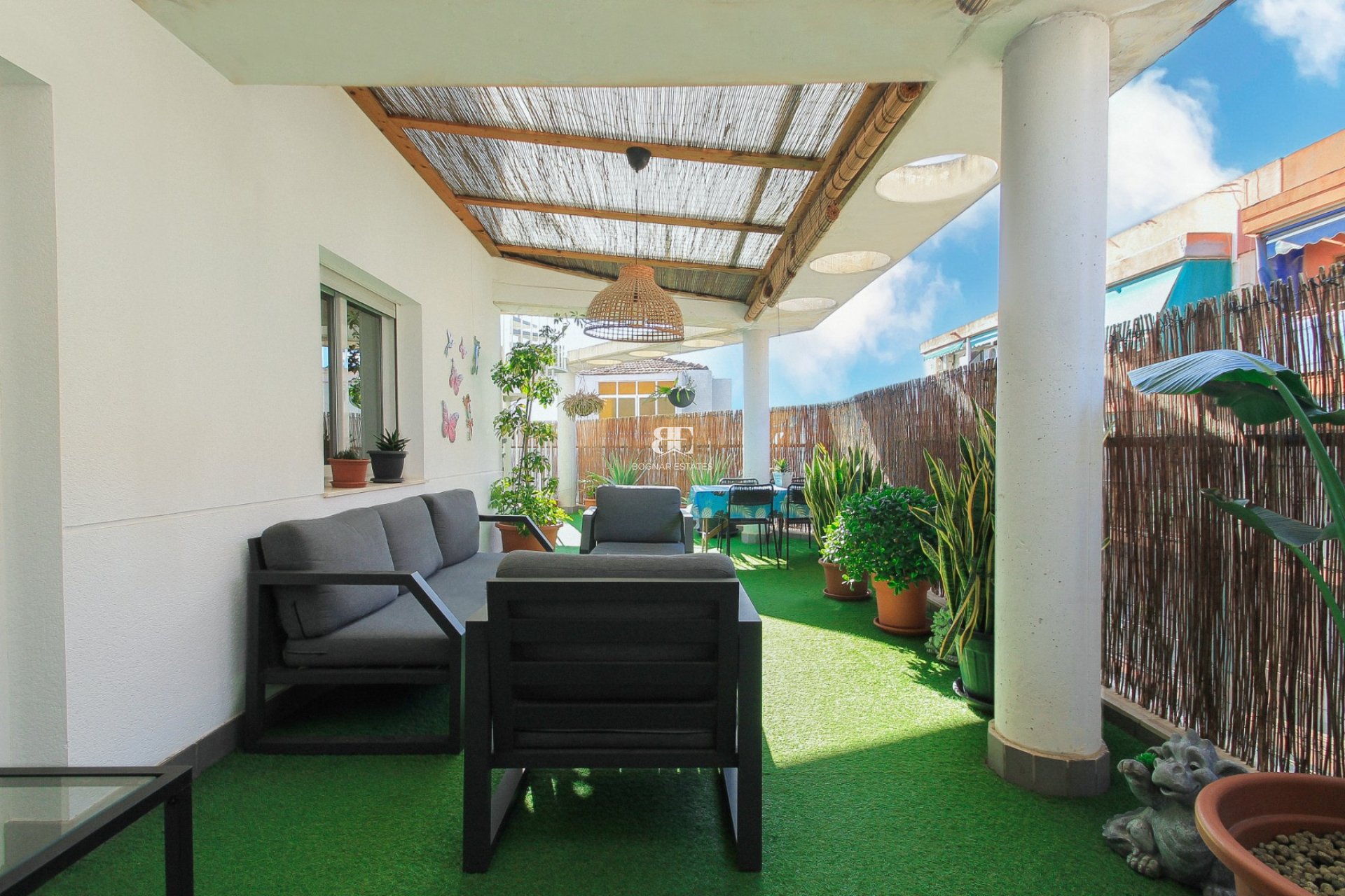 Resale - apartment -
Alicante - Carolinas Altas