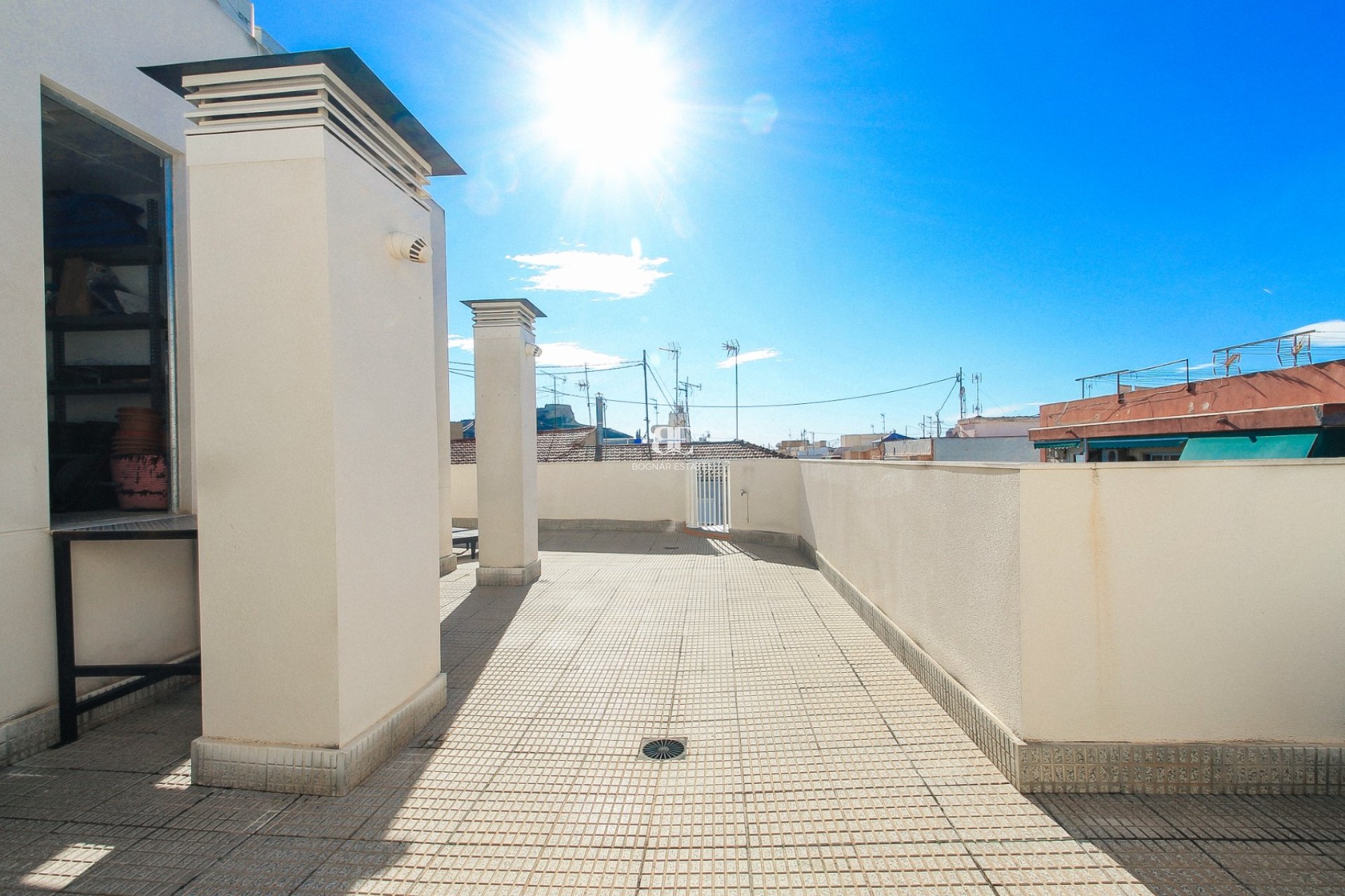 Resale - apartment -
Alicante - Carolinas Altas