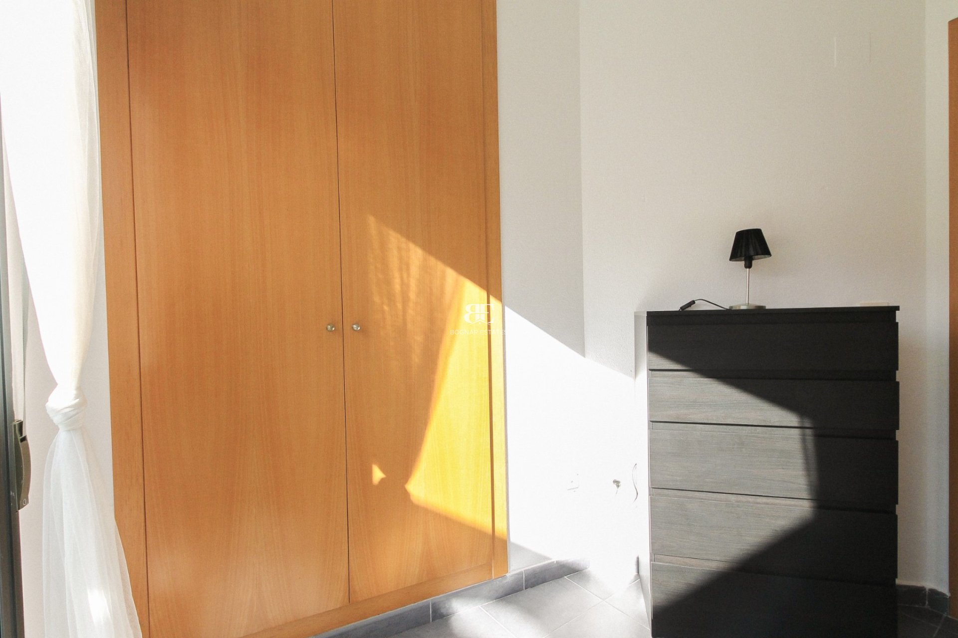 Resale - apartment -
Alicante - Carolinas Altas