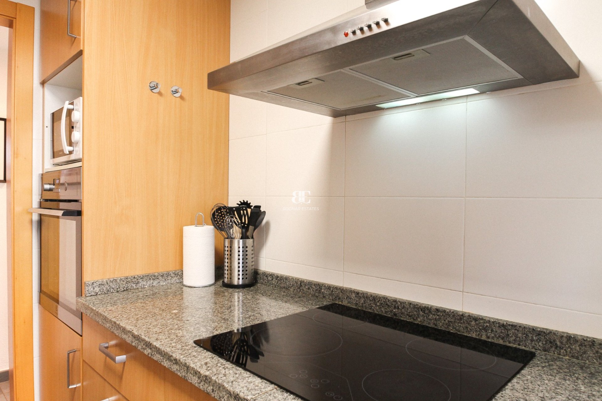 Resale - apartment -
Alicante - Carolinas Altas
