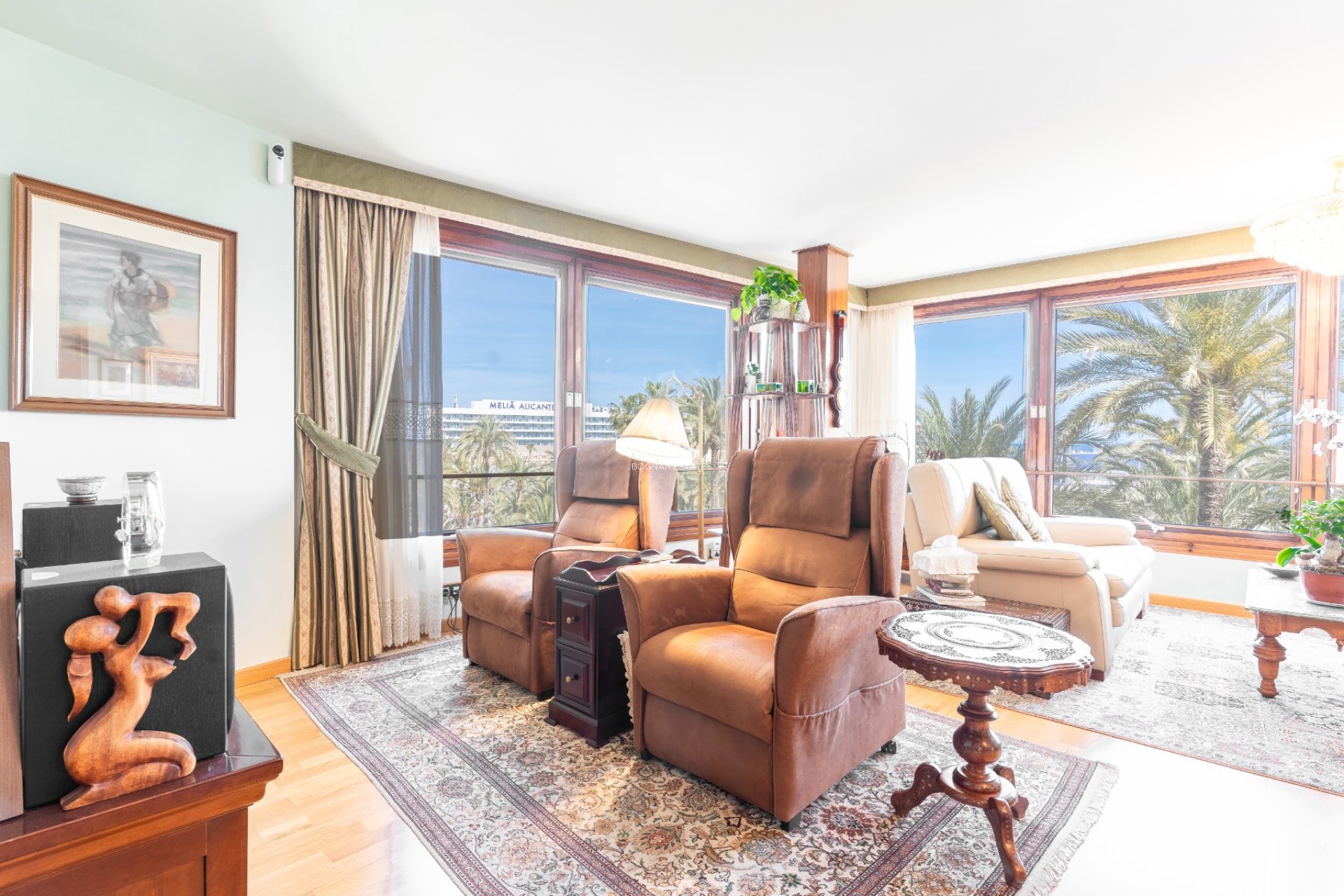 Resale - apartment -
Alicante - Center