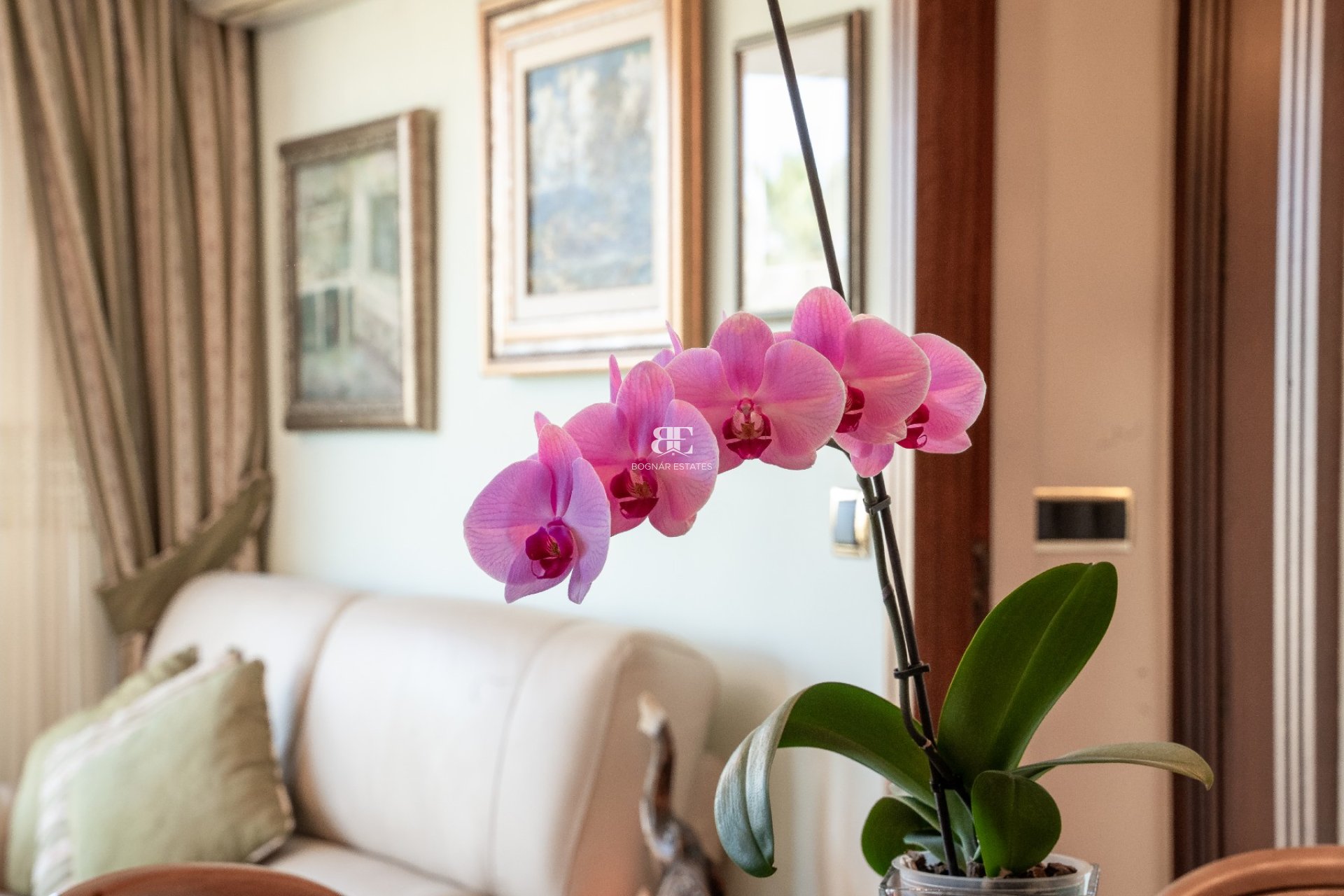 Resale - apartment -
Alicante - Center