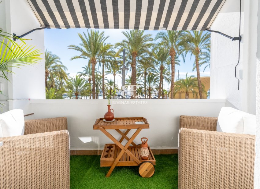 Resale - apartment -
Alicante - Center