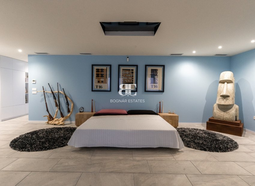 Resale - apartment -
Alicante - Center