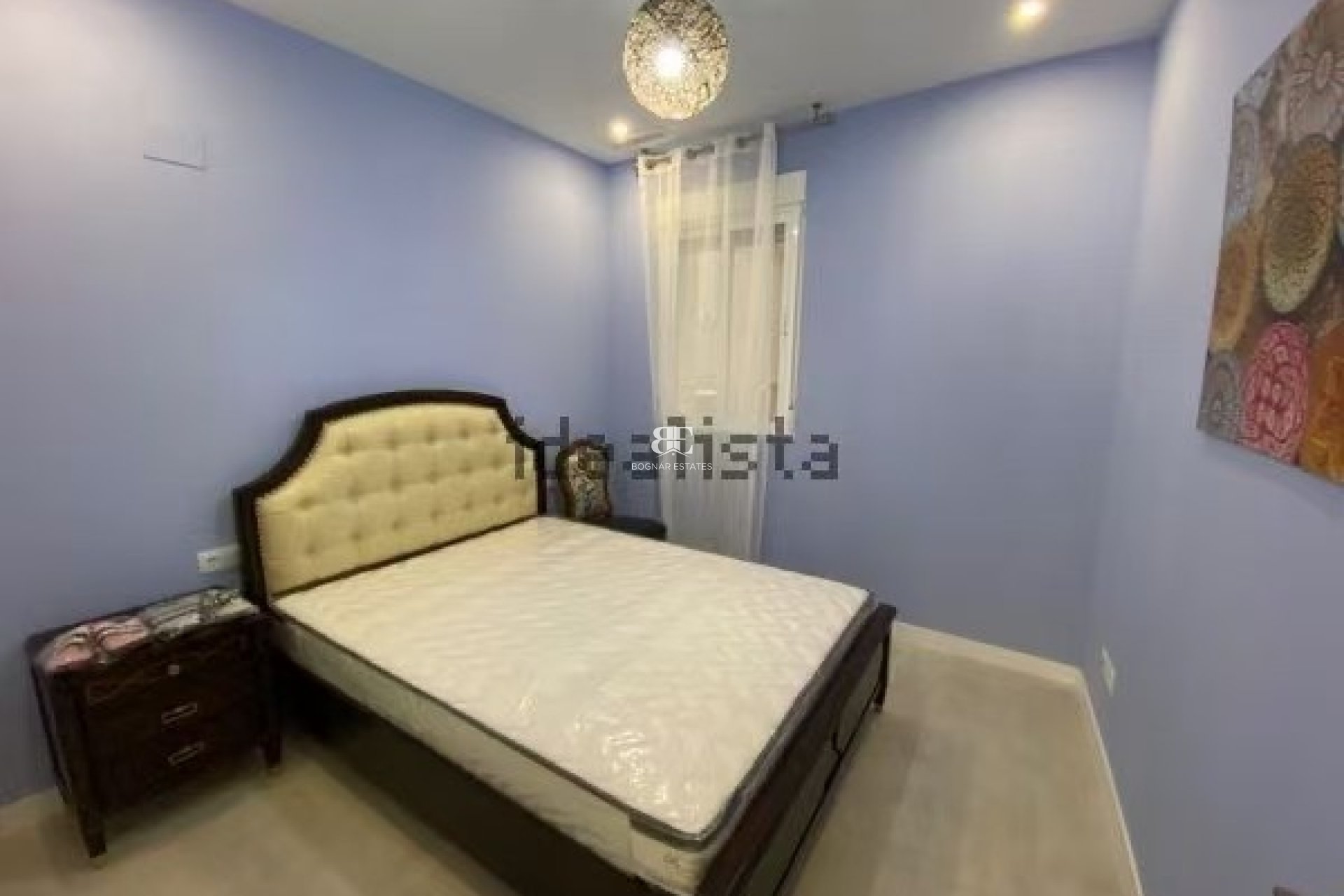 Resale - apartment -
Alicante - Center