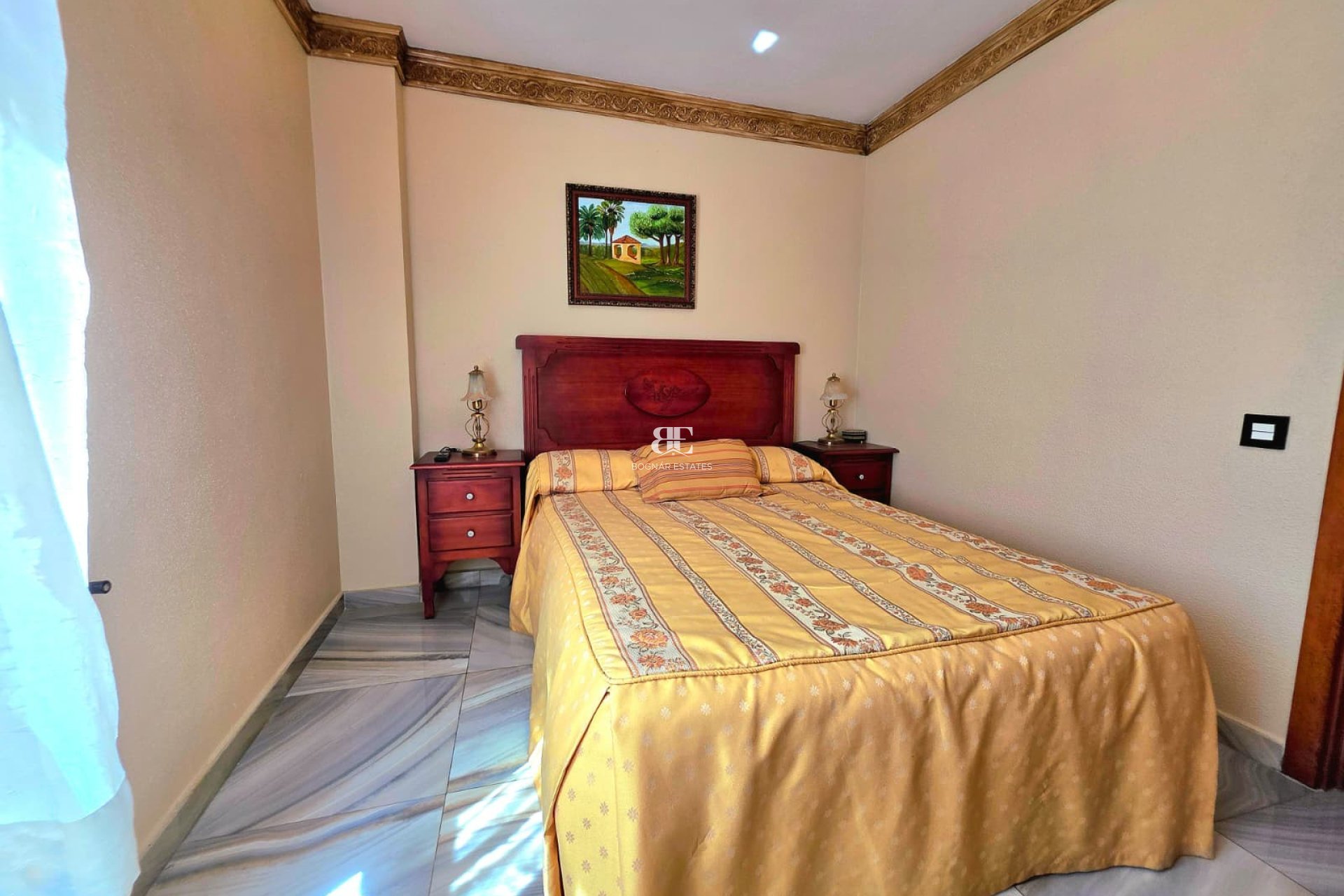 Resale - apartment -
Alicante - Centro