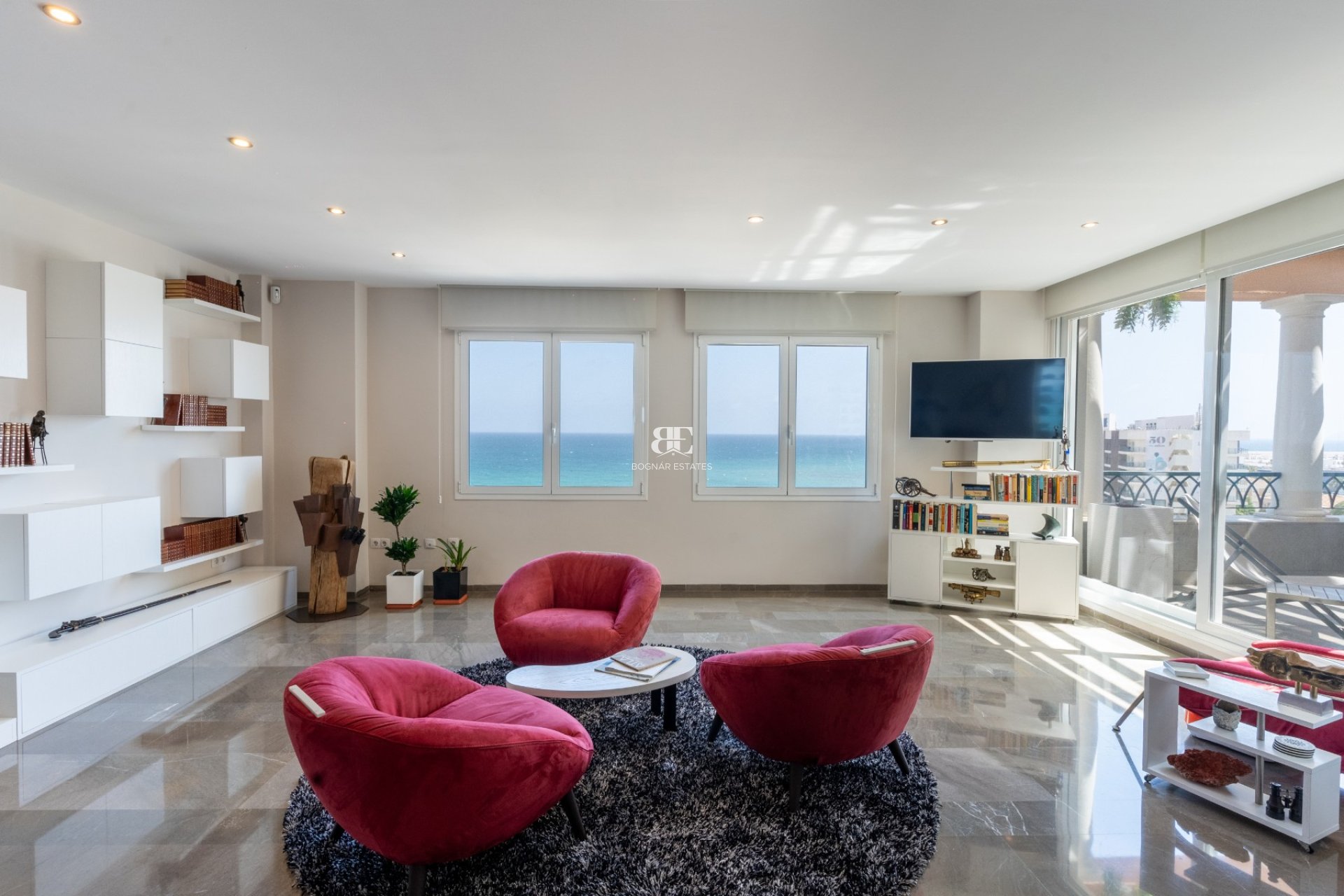 Resale - apartment -
Alicante - - Centro  -