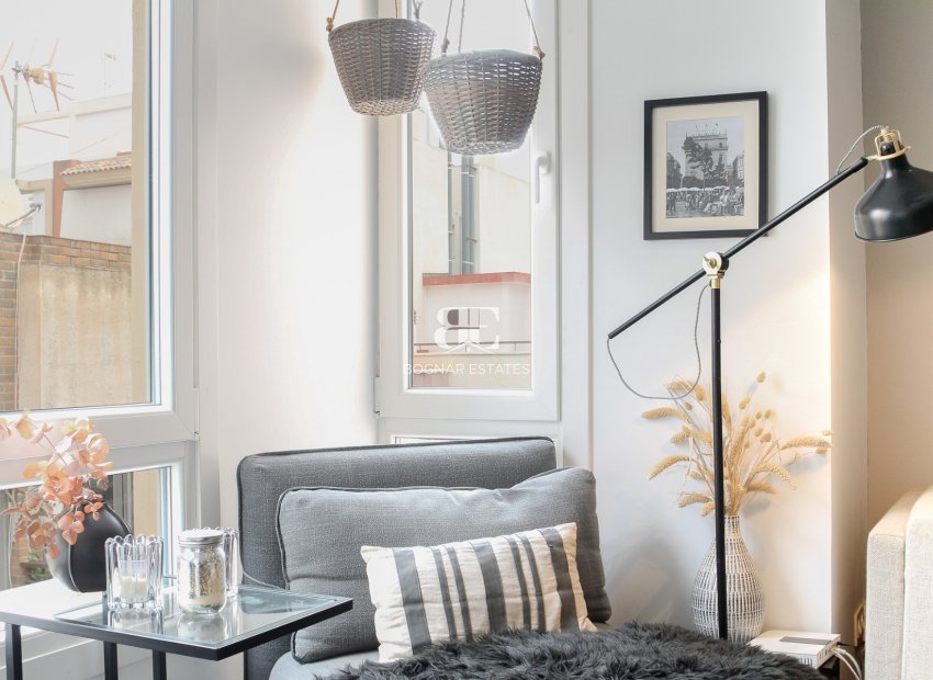 Resale - apartment -
Alicante - - Centro  -