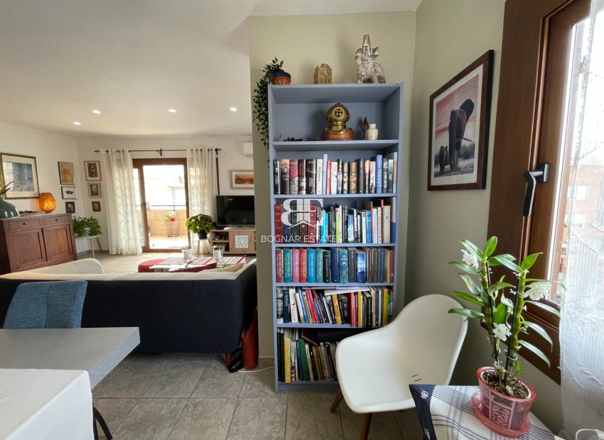 Resale - apartment -
Almoradí - Center