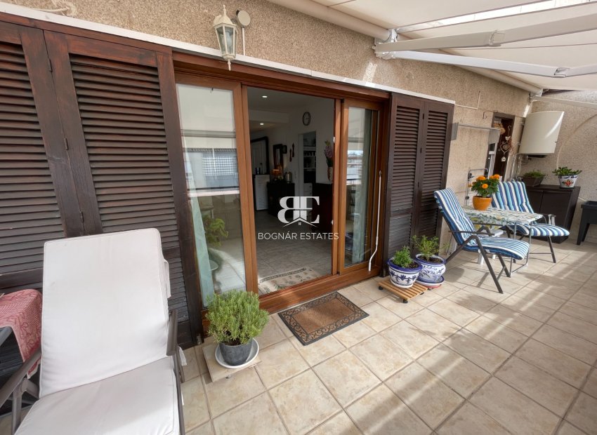 Resale - apartment -
Almoradí - Center